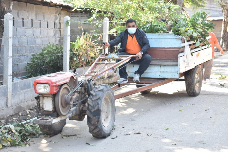 วันที่ 27 มกราคม 2565 องค์การบริหารส่วนตำบลตองปิด โดยนายสามารถ นนทะศรี นายกองค์การบริหารส่วนตำบลตองปิด พร้อมด้วยหัวหน้าส่วนราชการ ข้าราชการ พนักงานจ้าง ผู้นำท้องถิ่นและชาวบ้าน ได้ร่วมกิจกรรม Big Cleaning Day ณ. หมู่ที่14 บ้านหนองสิม ตำบลตองปิด อำเภอน้ำเกลี้ยง จังหวัดศรีสะเกษ